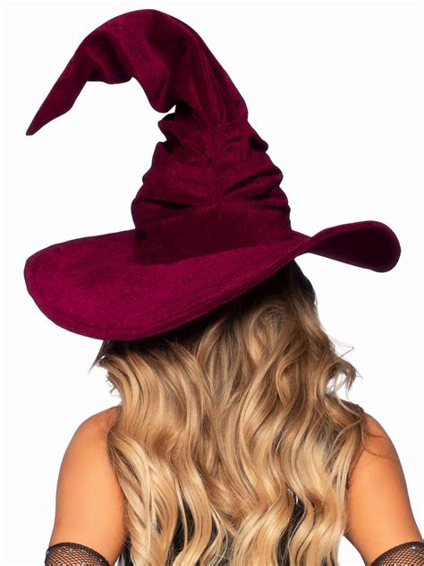 Onyx velvet witch hat